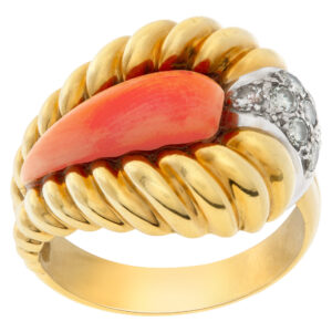 Coral and diamond ring in 18k