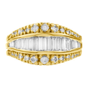 Diamond Ring in 18k gold with round and baguette diamonds (approx. 1.20 carats)