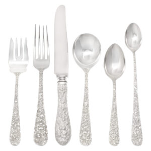 Antique "ROSE REPOUSSE" complete sterling silver flatware set patented  in 1892 by Stieff Sterling Silver Co. 6 place setting for 12 + 20 serving pieces. Over 3200 grams sterling silver.