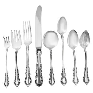 "GEORGIAN ROSE" Sterling Silver Flatware Set Patented in 1941 by Reed and Barton. 8 Place setting for 8 with 4 serving pieces.