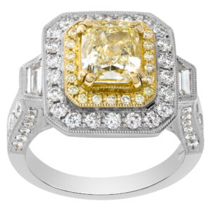 Light yellow diamond ring in 18k white gold