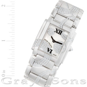 Patek Philippe Twenty 4 4910/49G 18k white gold mm Quartz watch