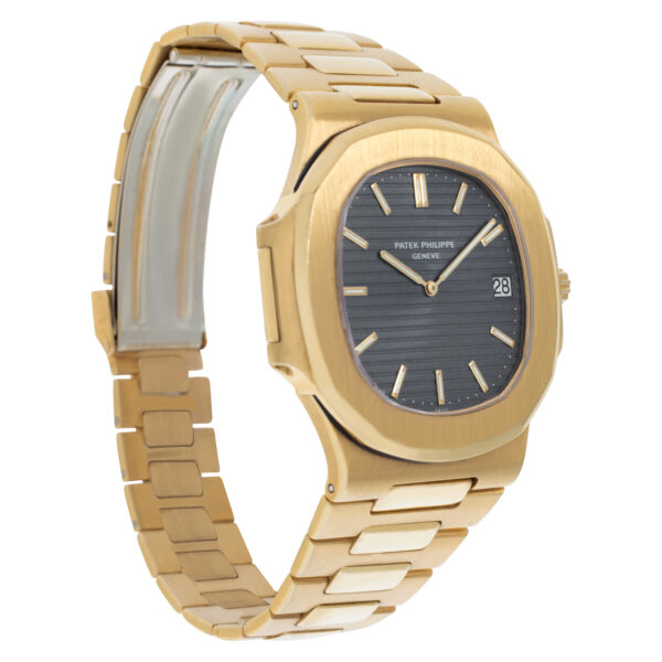 Patek Philippe Nautilus 3700/11J 18k mm auto watch